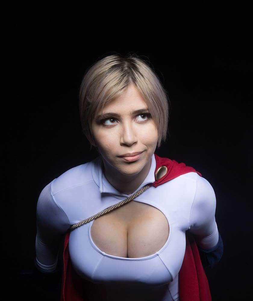 Powergirl Cosplay – s_lo.th